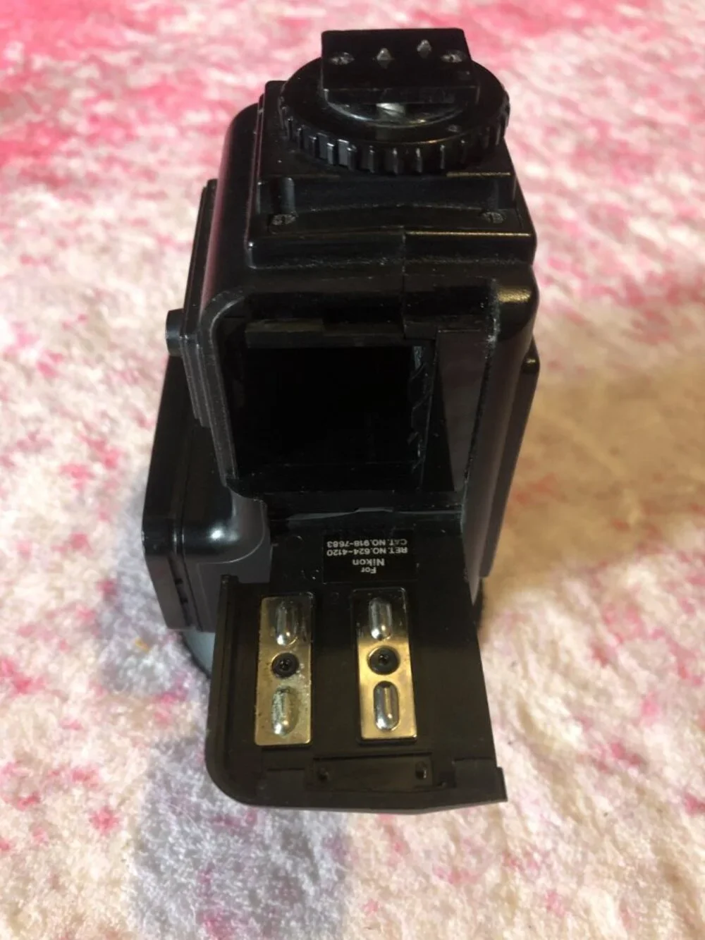 Sunpak Auto 821,4 AA Battery Operated Camera Flash Mount Unit - Tested & Working